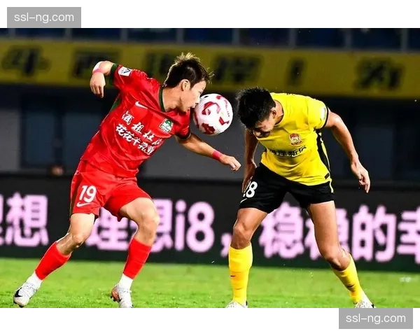 青岛西海岸4个进球进攻第十五 进攻端创造力明显不足