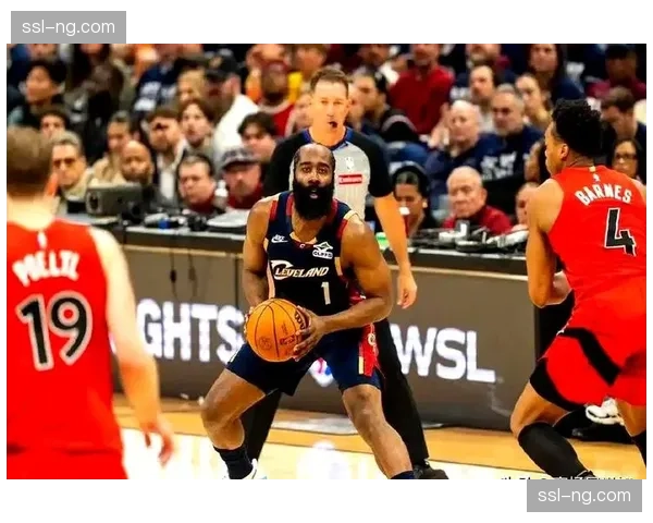 哈登43.5%三分命中率丰富骑士阵地进攻战术层次